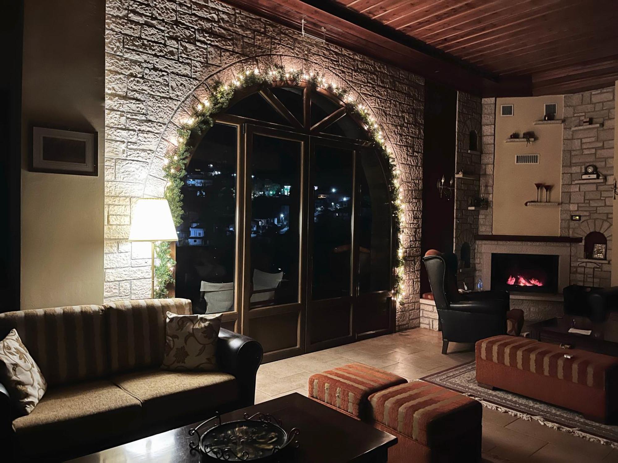 Agnanti Zitsas Hotel מראה חיצוני תמונה
